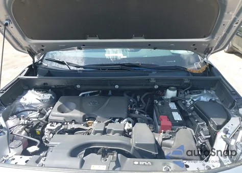 2024 Toyota Rav4 Xle from USA, damaged, VIN 2T3P1RFV8RW409228